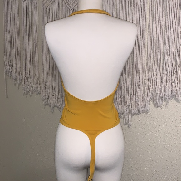 EXPRESS ONE ELEVEN MUSTARD THONG - Picture 3 of 8